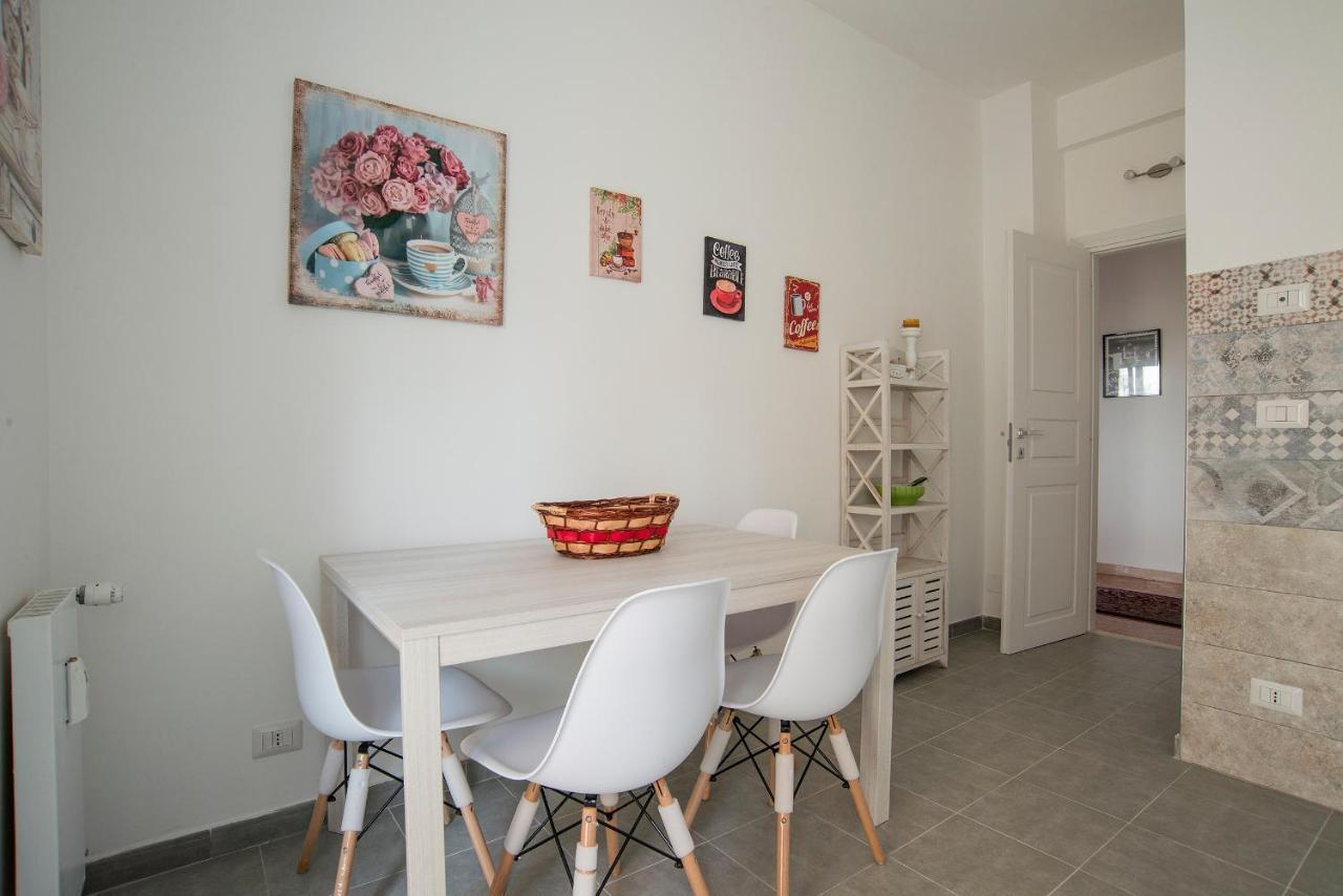Appartement A Casa Di Ale à Rome Extérieur photo